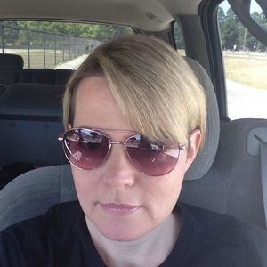 Meet your Posher, Julie